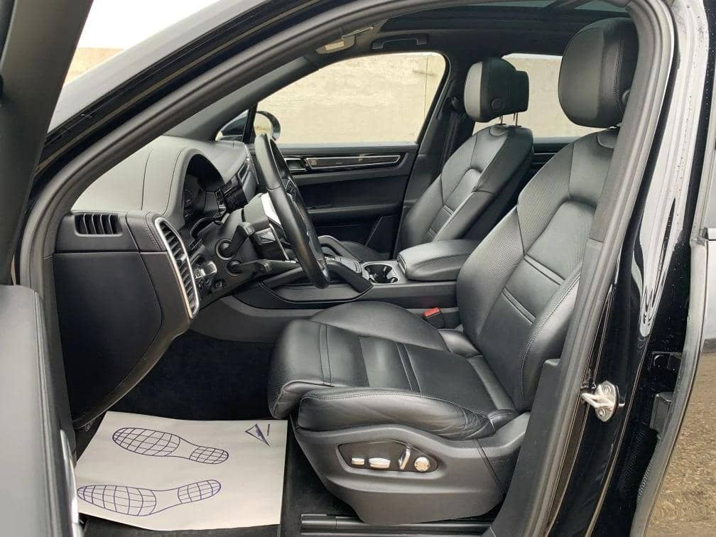 Porsche Cayenne,  76 432 км, 2020 года в лизинг