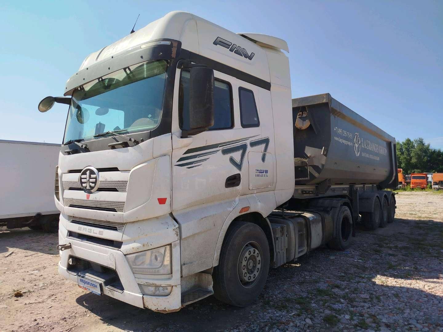 FAW CA4180P77K25E5 4x2,  399 560 км, 2023 года в лизинг