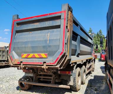 HOWO ZZ3317V386GE1 8х4