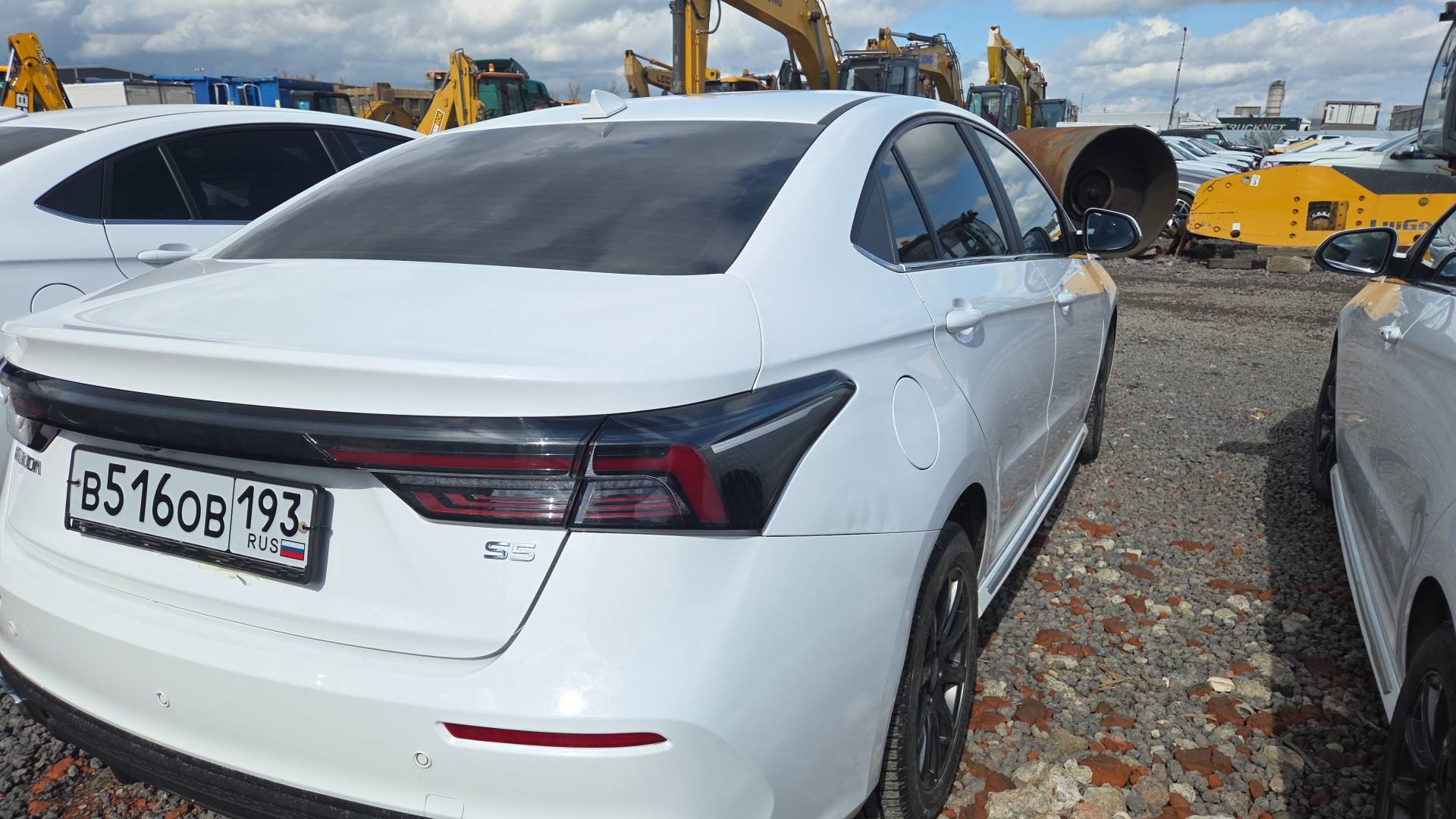 OMODA S5,  76 568 км, 2024 года в лизинг