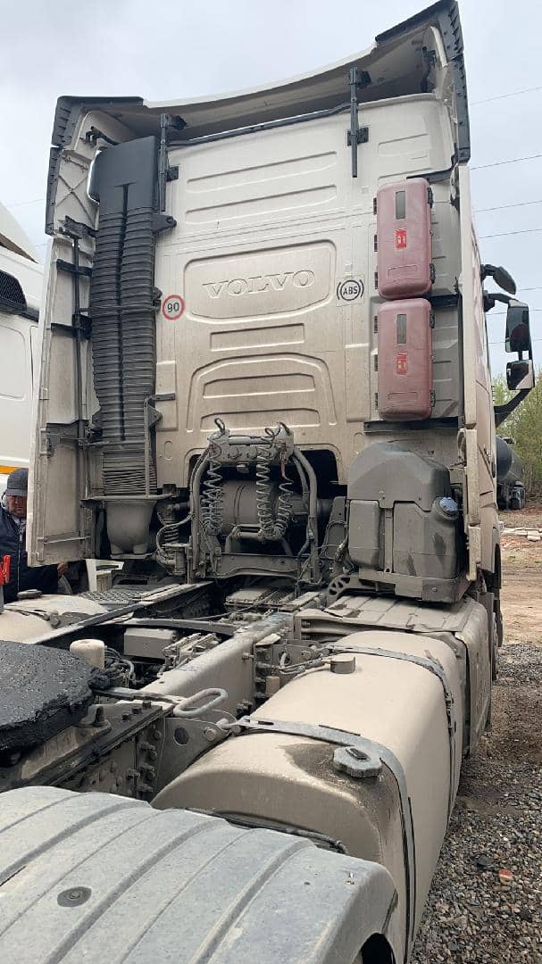 Volvo FH 460 4x2 (FH Globetrotter),  699 424 км, 2021 года в лизинг