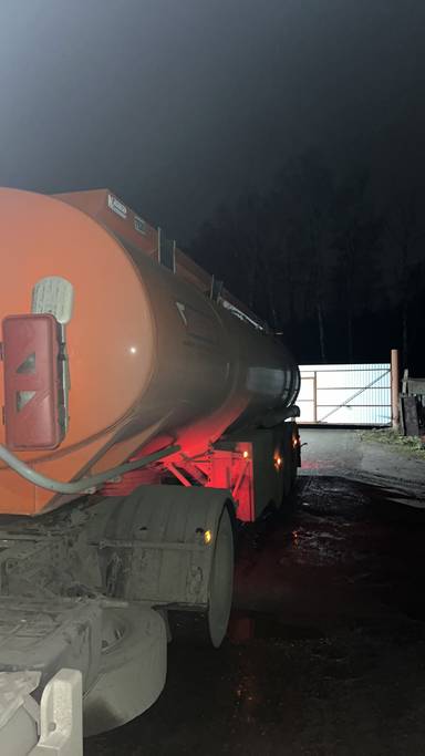 Сеспель Бензовоз SF3330 (964846)