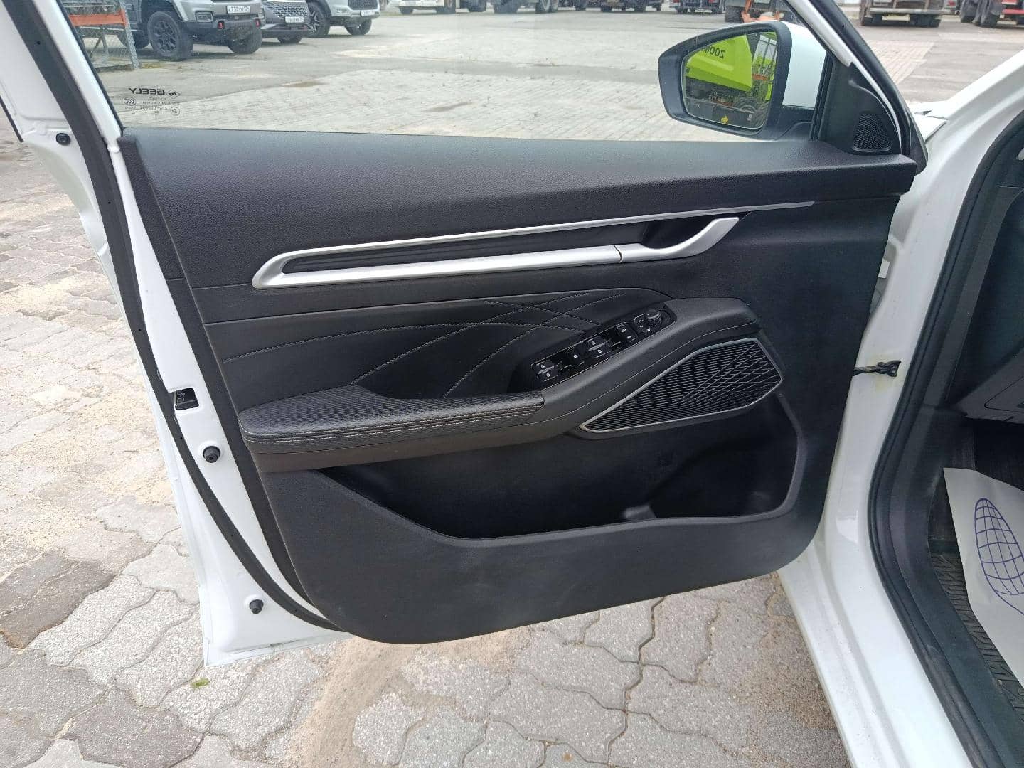 Geely Emgrand,  70 667 км, 2024 года в лизинг