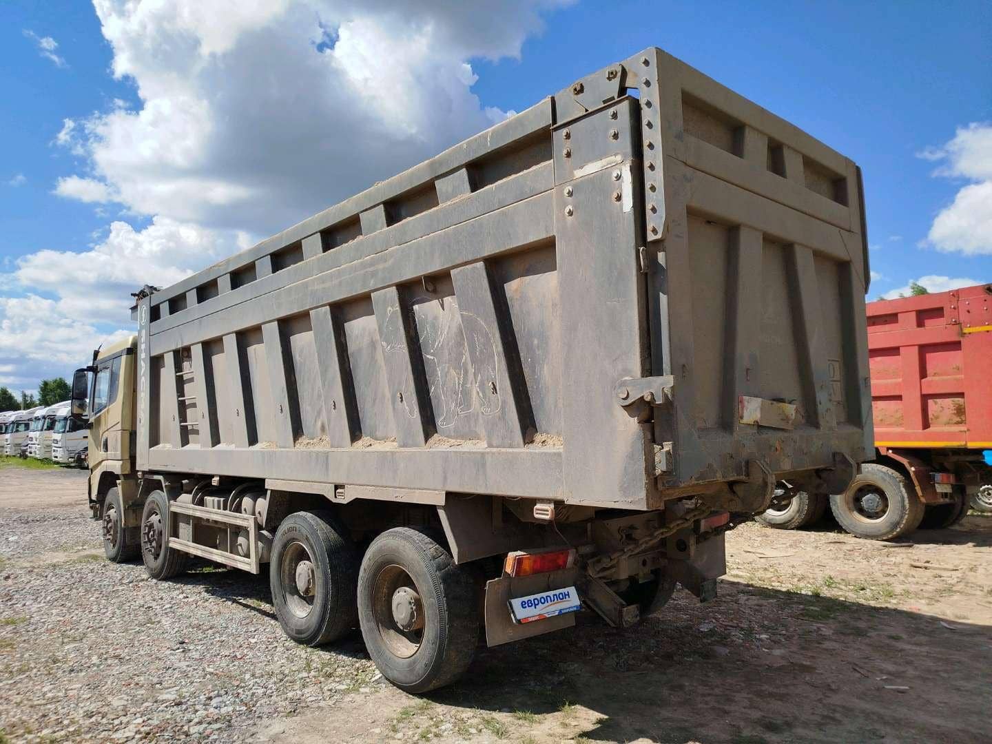 Shacman SX3316DV366,  221 206 км, 2023 года в лизинг