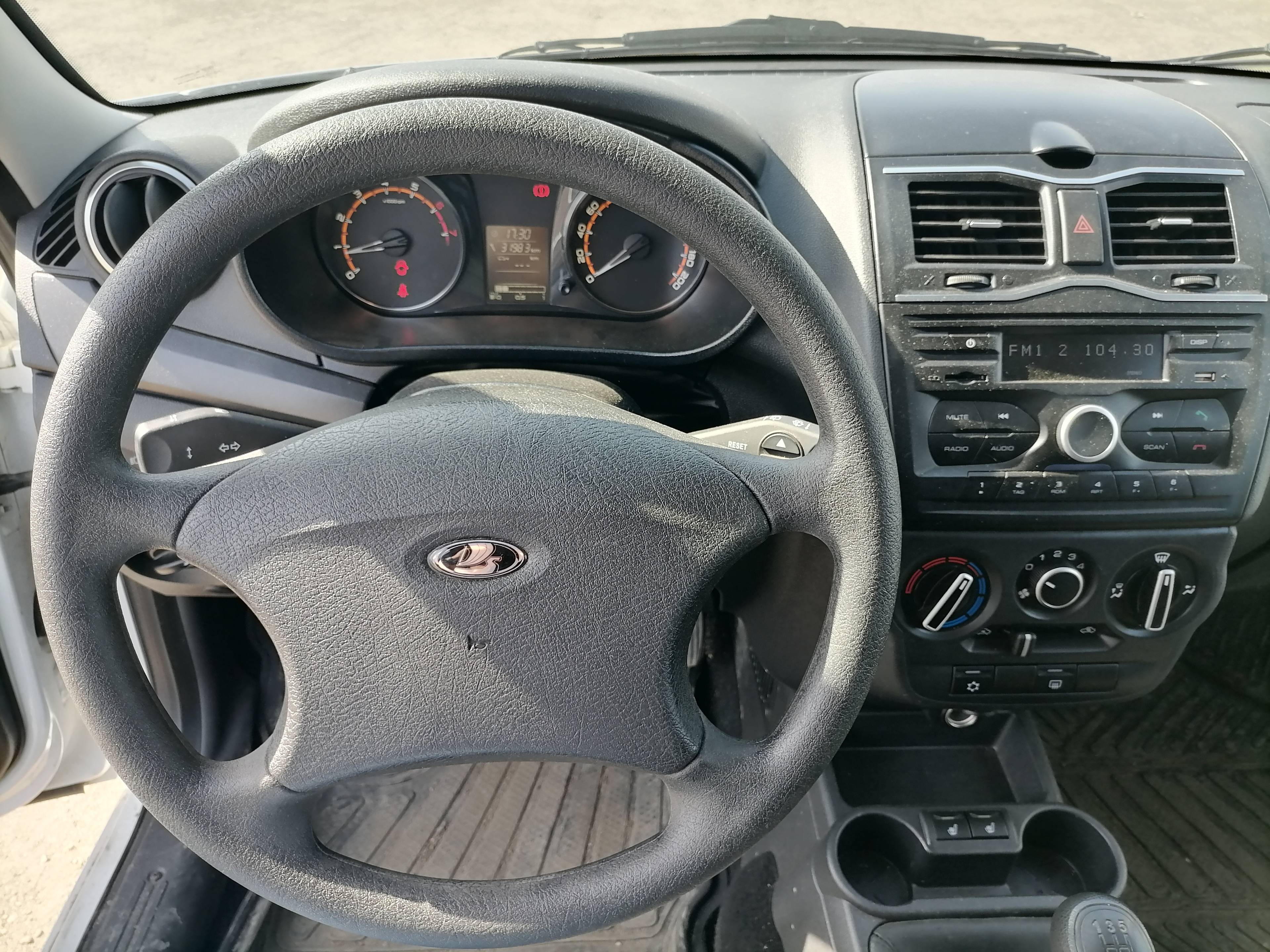 Lada Granta лифтбек,  31 983 км, 2023 года в лизинг