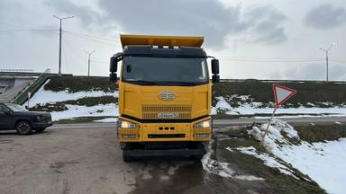 FAW CA3310P66K24T4E5 8х4