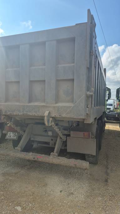Shacman SX32586T384C