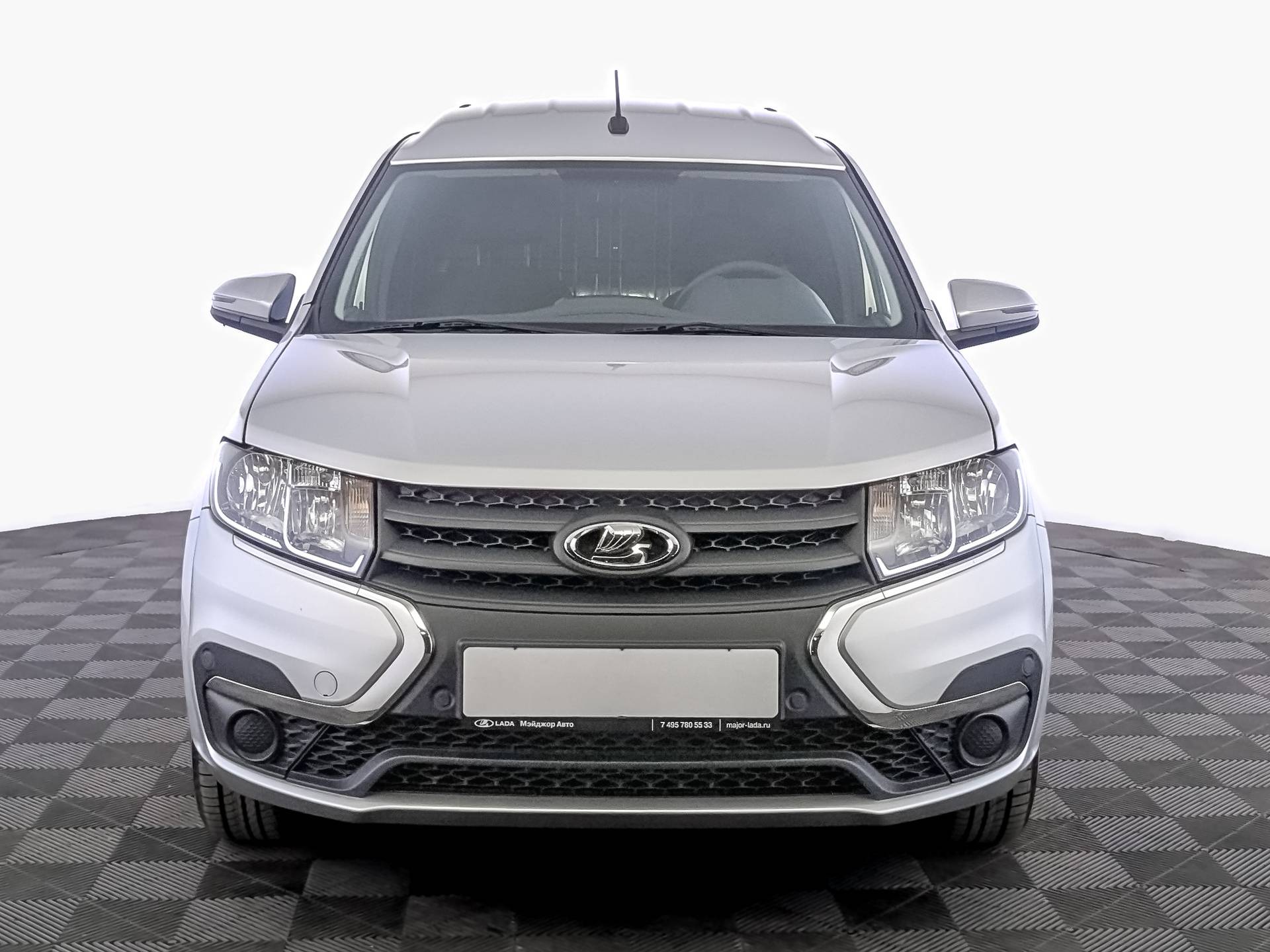 Lada Largus универсал Comfort 5 мест 1.6 106hp 5MT