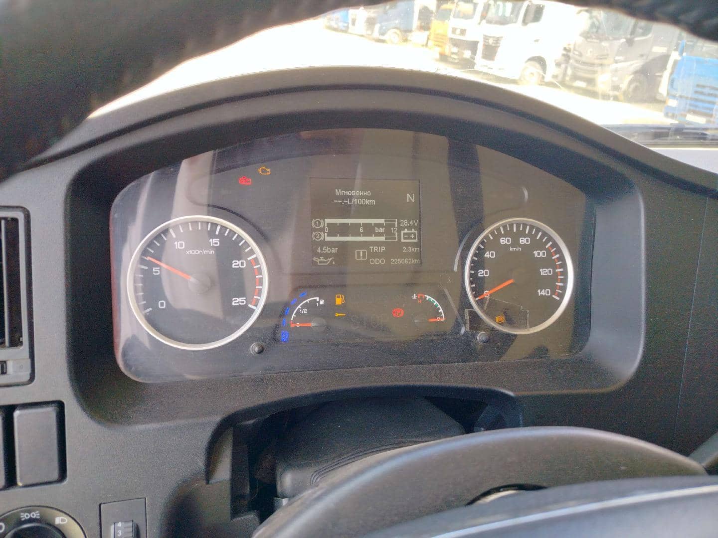 Shacman SX3316DV366,  225 062 км, 2022 года в лизинг
