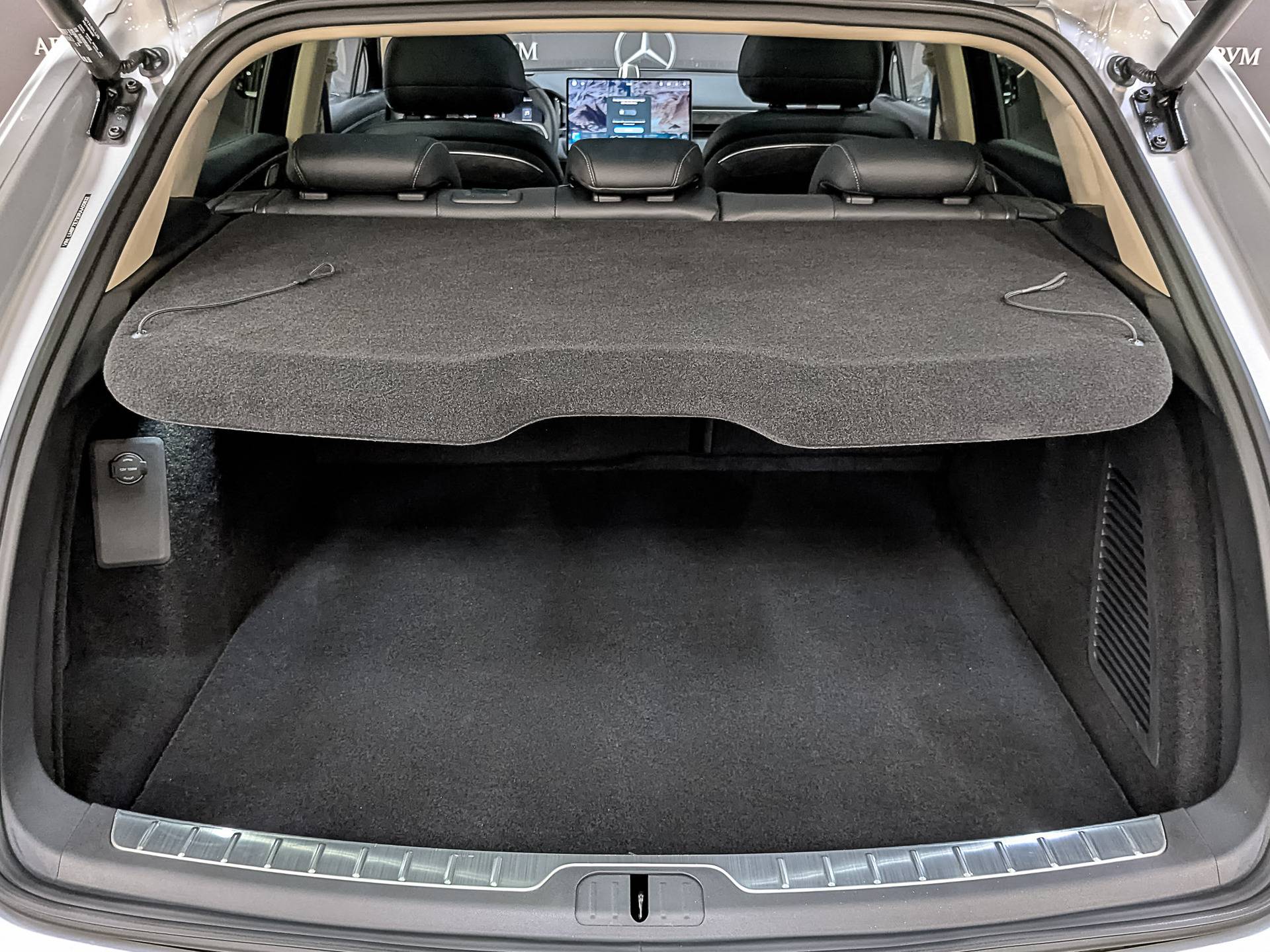 Seres M5 Premium 1.5hyb AT 4WD