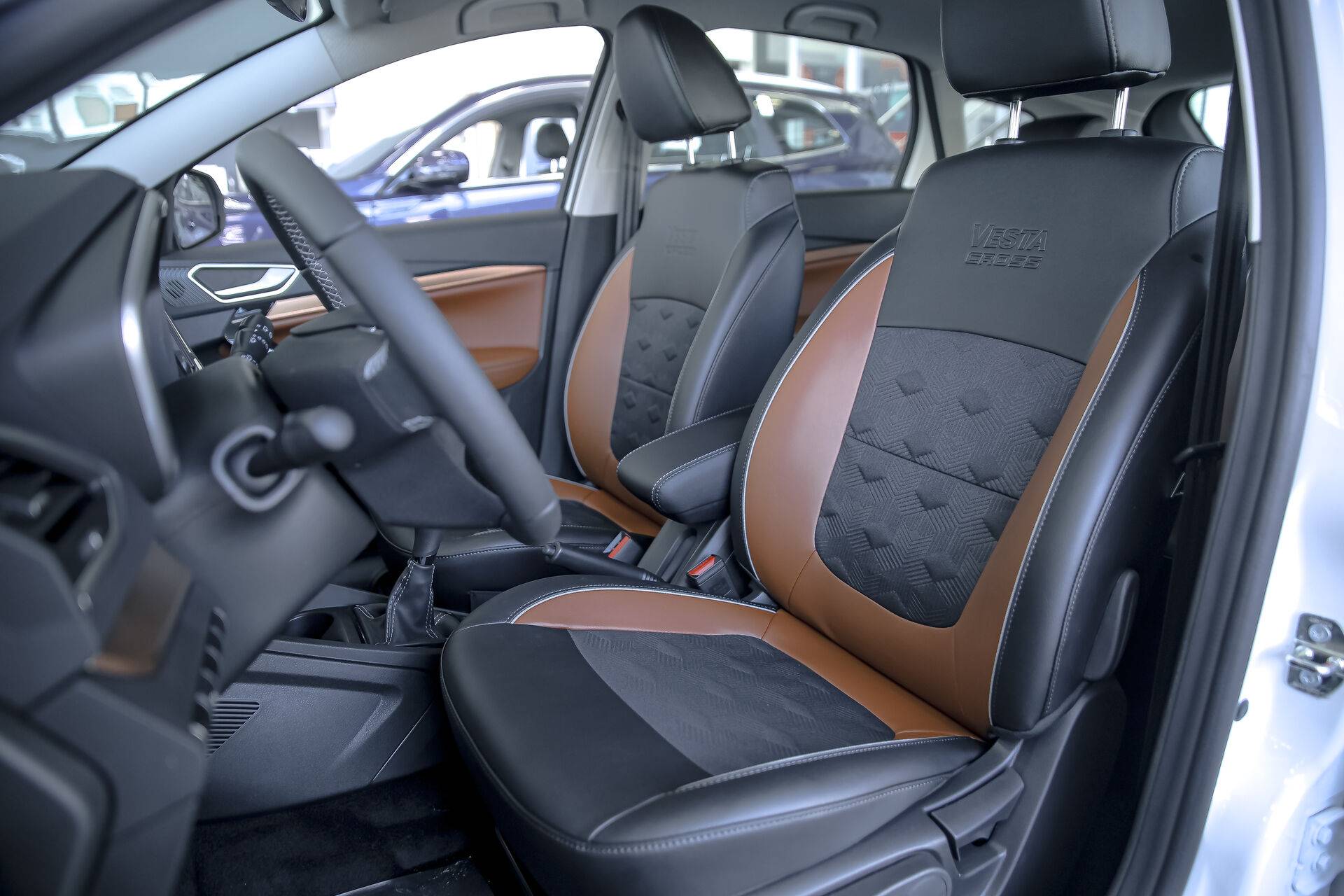 Lada Vesta SW Cross Enjoy 24 1.6 106hp 5MT