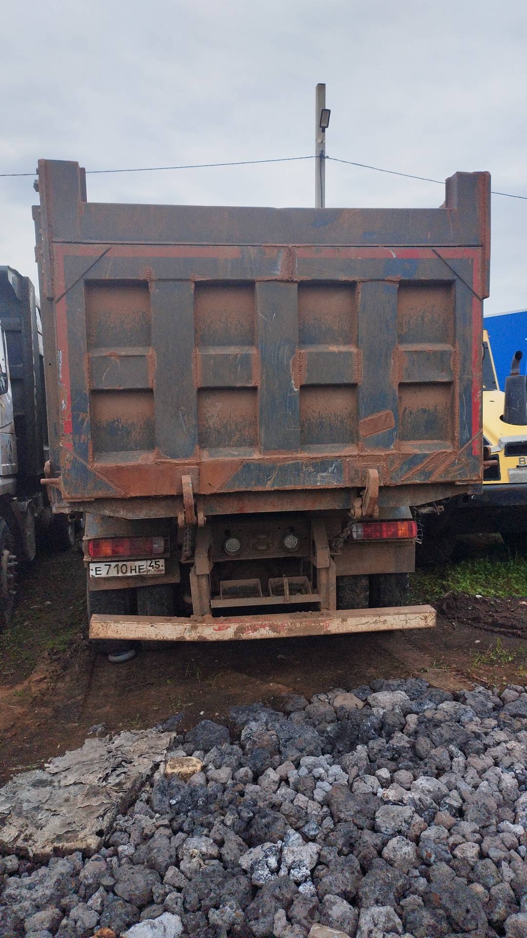 HOWO ZZ3327S3857E 6х6,  60 826 км, 2022 года в лизинг