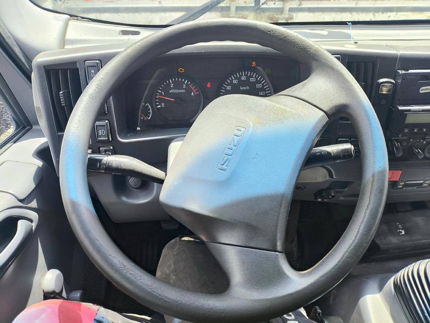 ISUZU NPR75LK,  348 243 км, 2019 года в лизинг