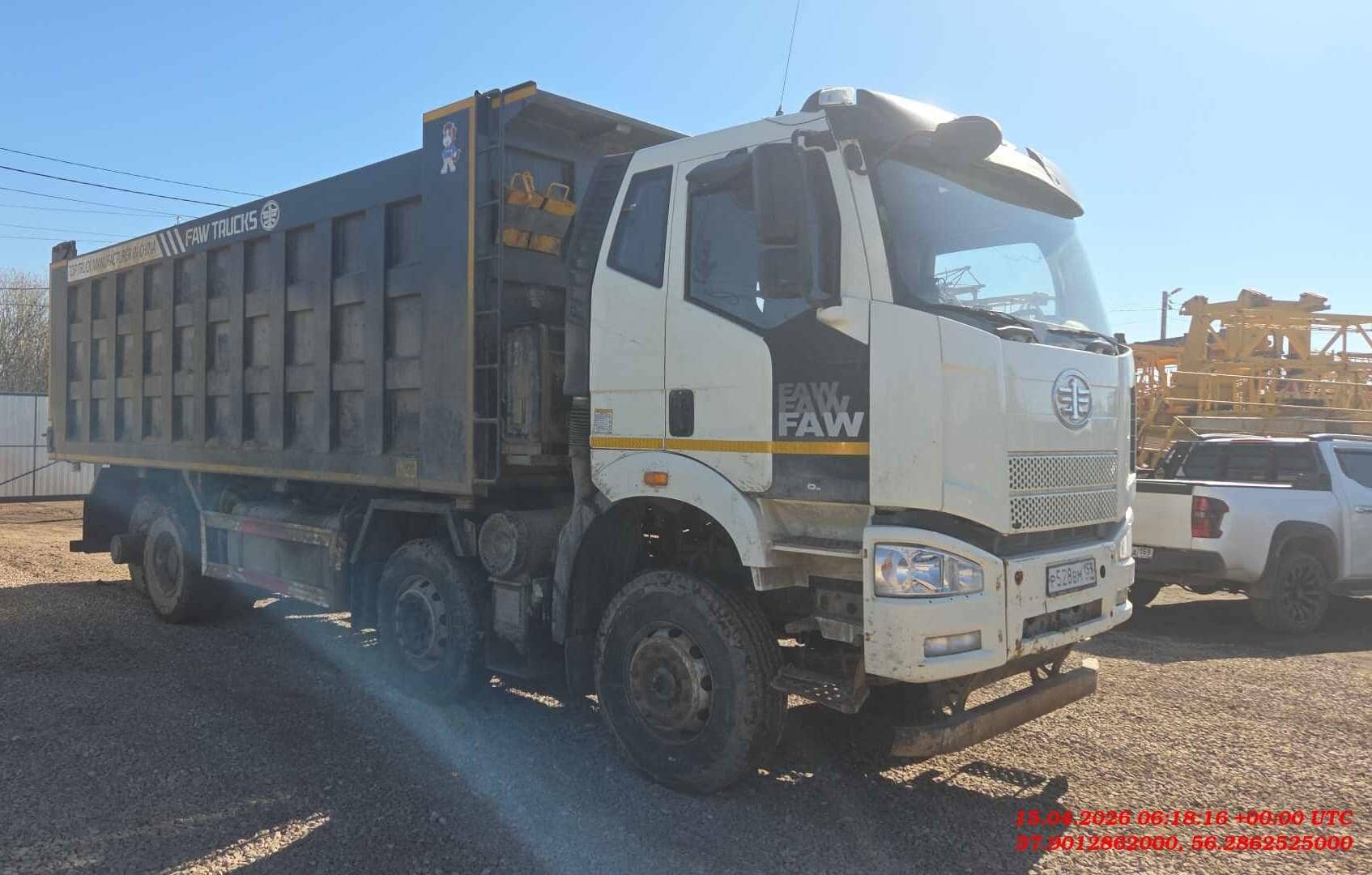 FAW CA3310P66K24T4E5 8х4