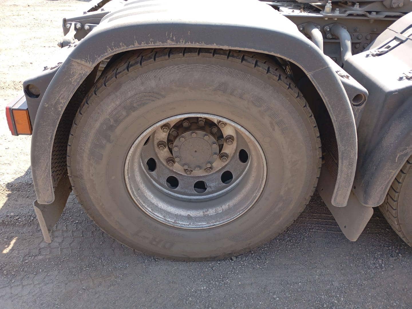 Sitrak С7Н MAX 6×4 ZZ4256V364HE,  119 249 км, 2023 года в лизинг