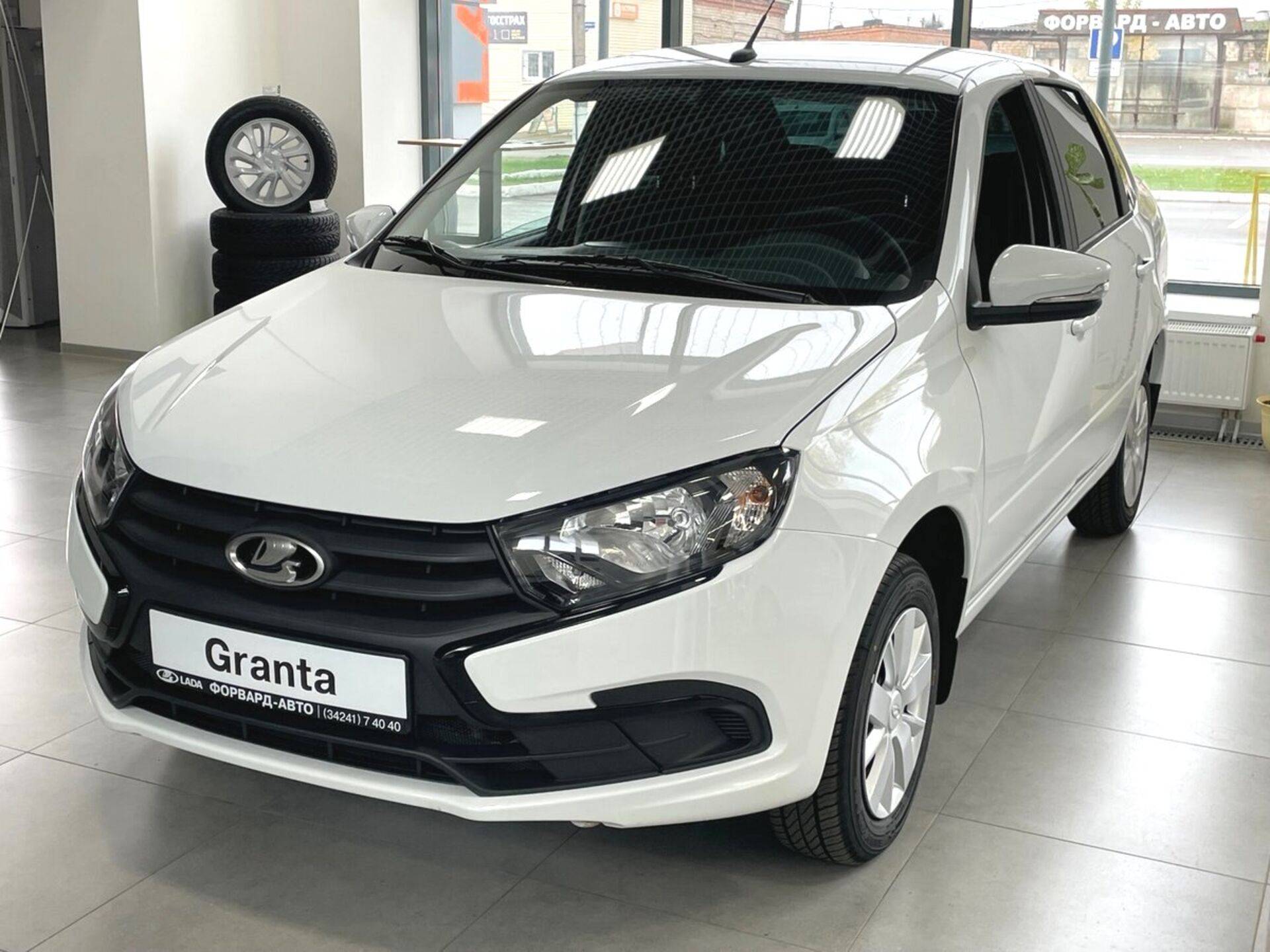 Lada Granta седан Classic 24 Кондиционер 1.6 90hp 5MT