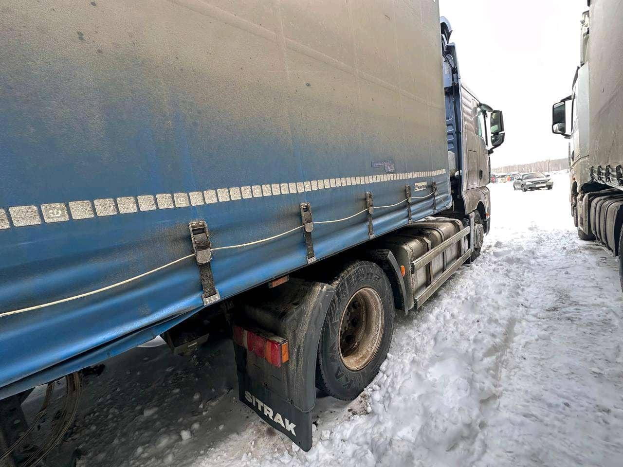 Sitrak C7H MAX ZZ4186V391HE,  470 693 км, 2023 года в лизинг