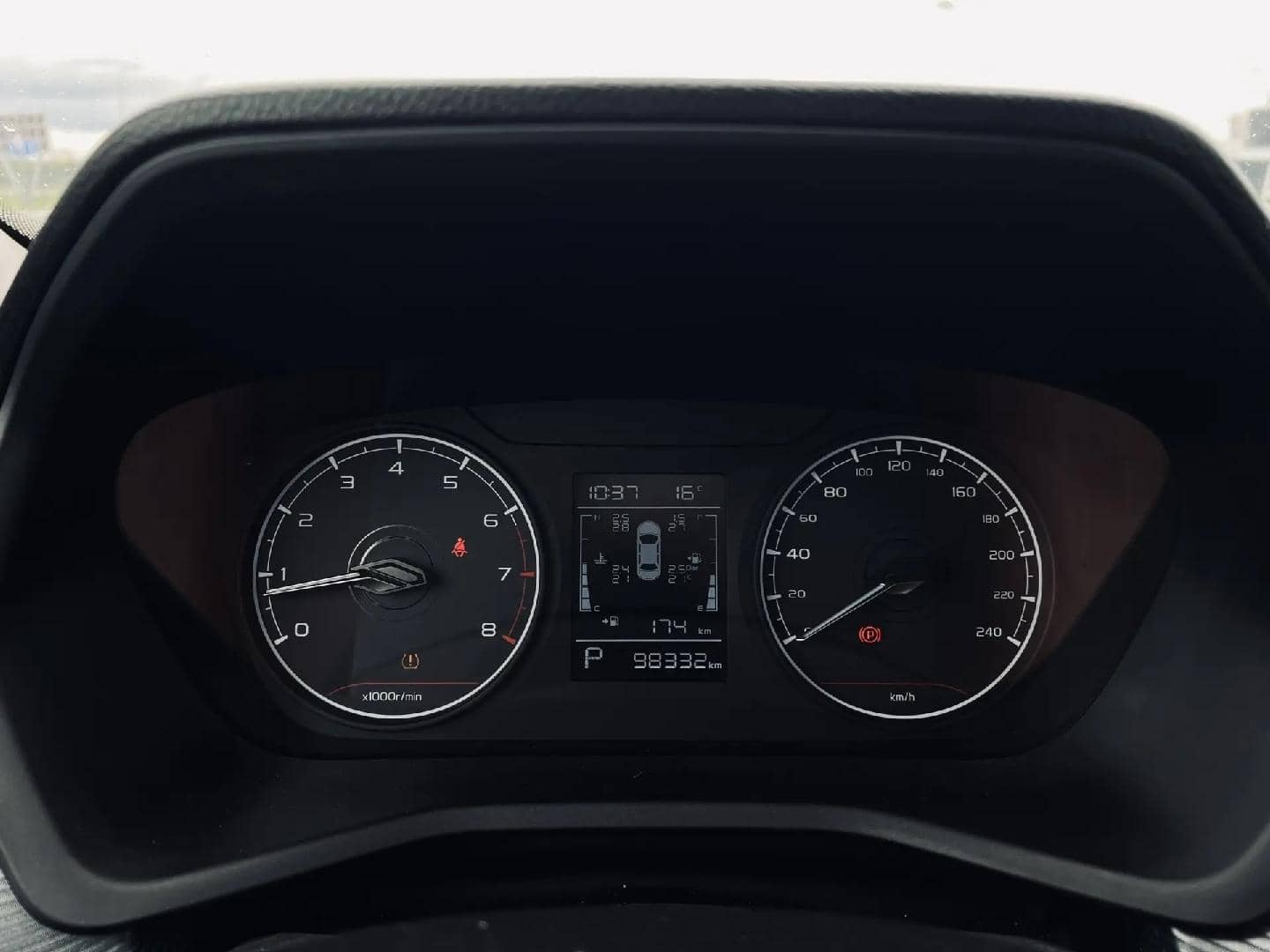 Geely Emgrand,  98 332 км, 2024 года в лизинг