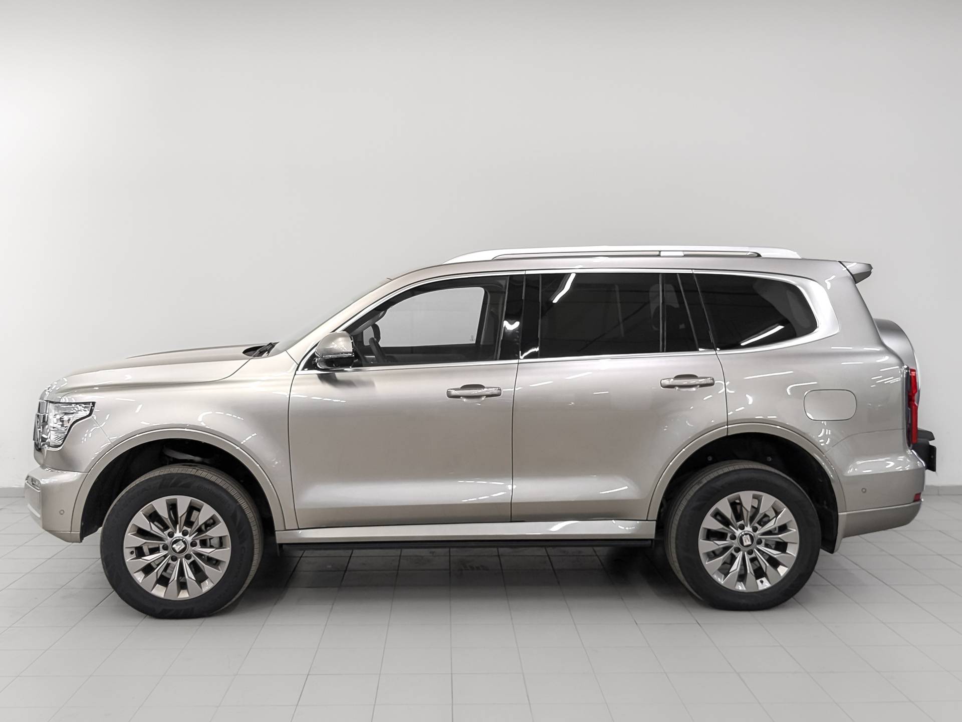 Tank 500 Urban 2.0 HEV 9AT 4WD