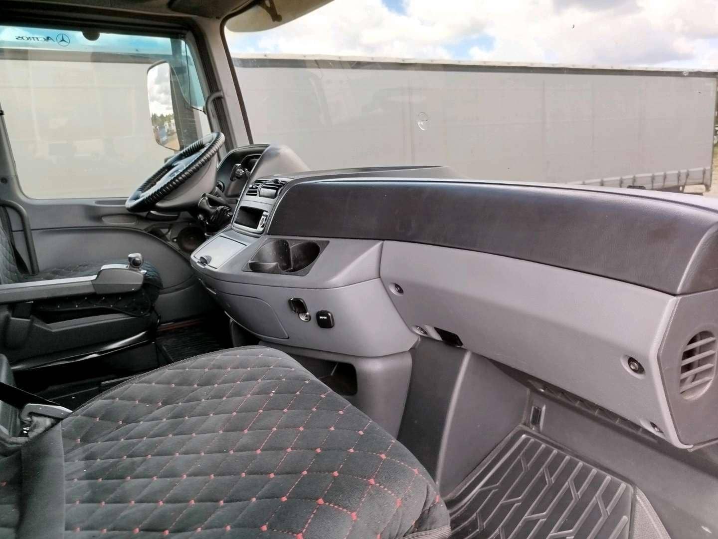 Mercedes-Benz Actros 3 1844 LS 4x2 (L),  1 400 000 км, 2018 года в лизинг