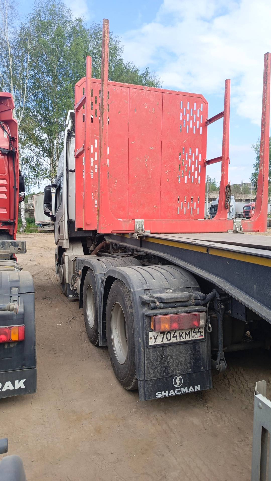 Shacman SX42584V324,  86 502 км, 2023 года в лизинг