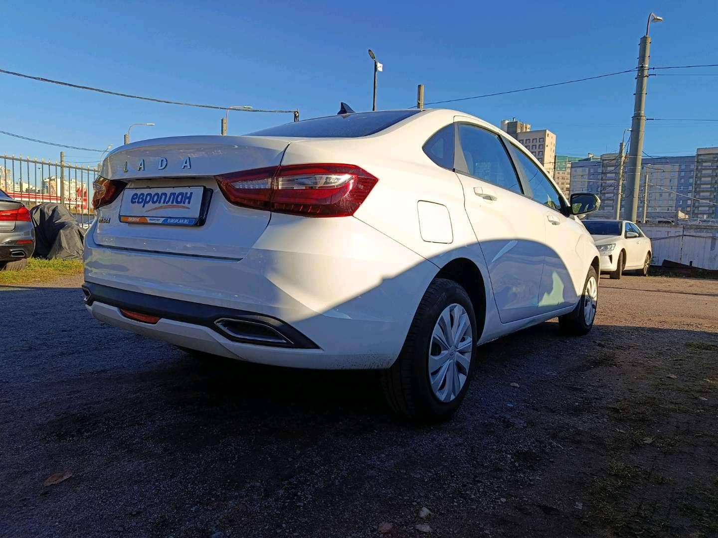 Lada Vesta седан,  37 185 км, 2024 года в лизинг