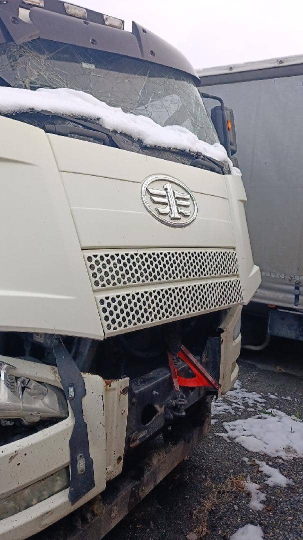 FAW CA3310P66K24T4E5 8х4,  209 990 км, 2022 года