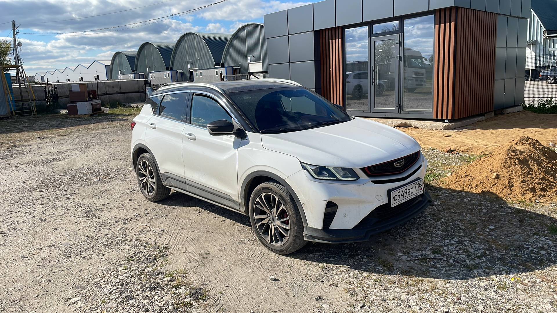 Geely Coolray,  95 948 км, 2023 года в лизинг