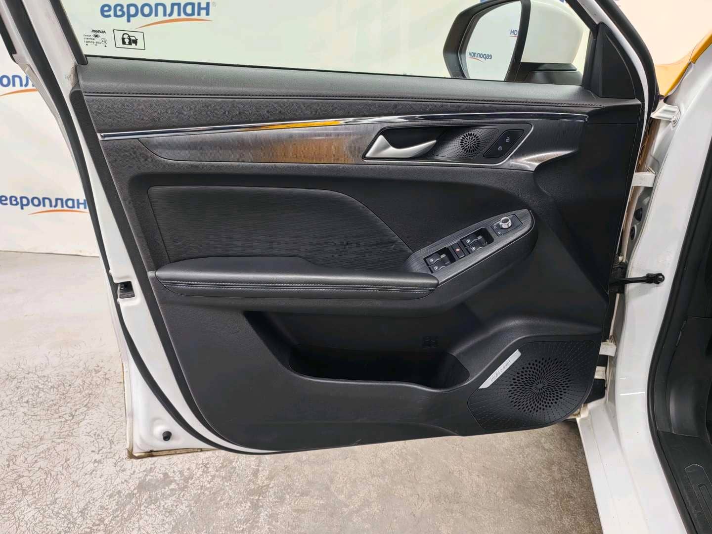 Haval Jolion,  203 828 км, 2023 года в лизинг