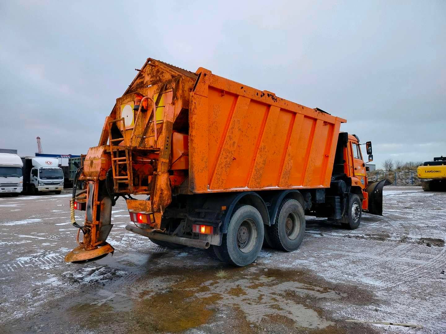 КАМАЗ 6520-43(E4),  215 658 км, 2017 года в лизинг