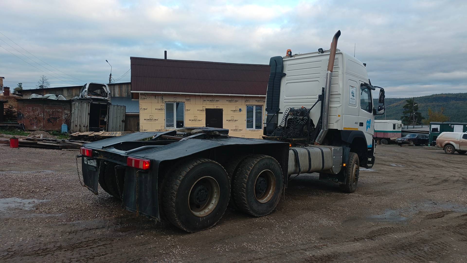 Volvo FMX 460 6x6 (FMX Globetrotter),  275 169 км, 2017 года в лизинг