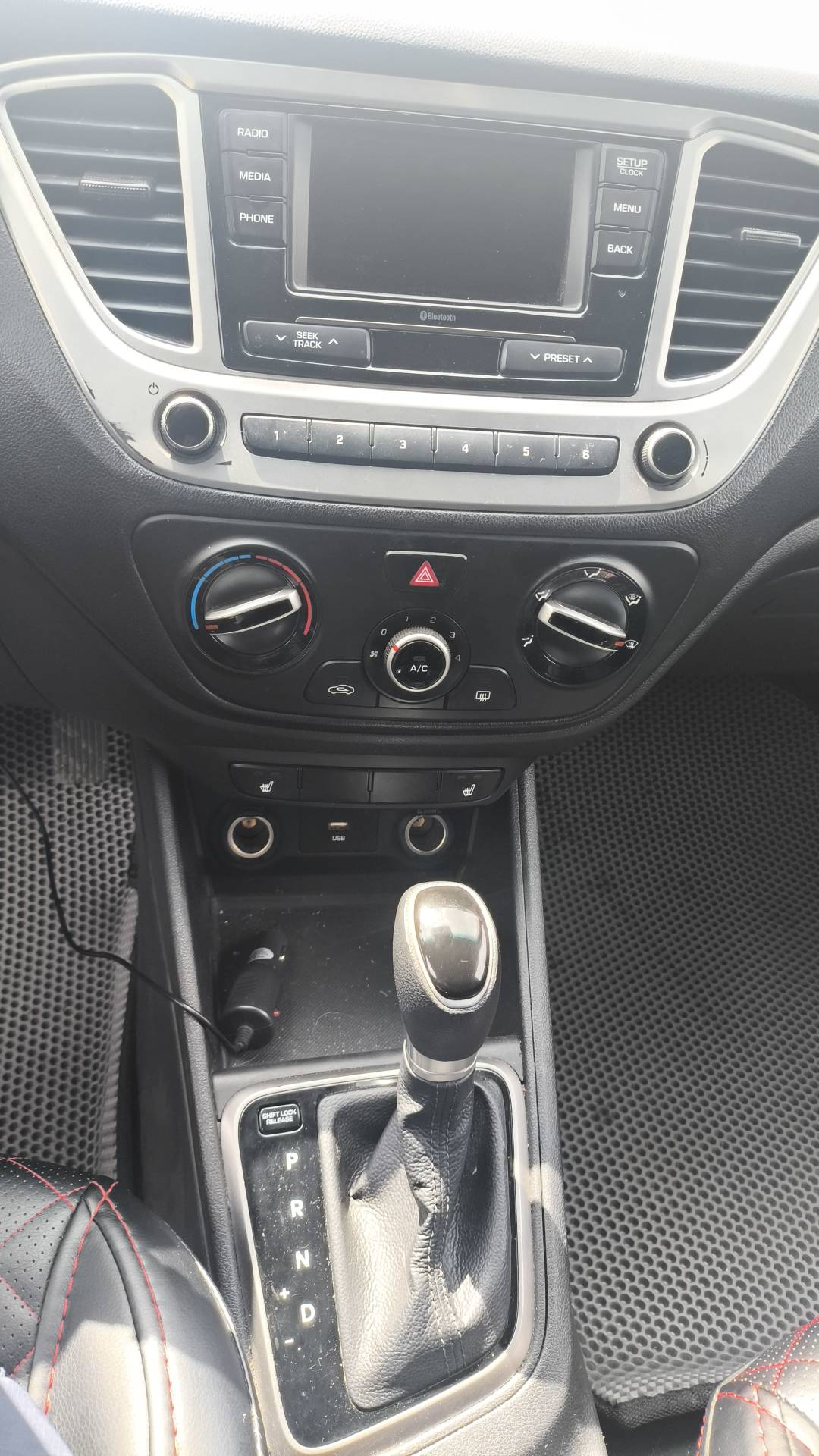 Hyundai Solaris,  219 880 км, 2021 года в лизинг