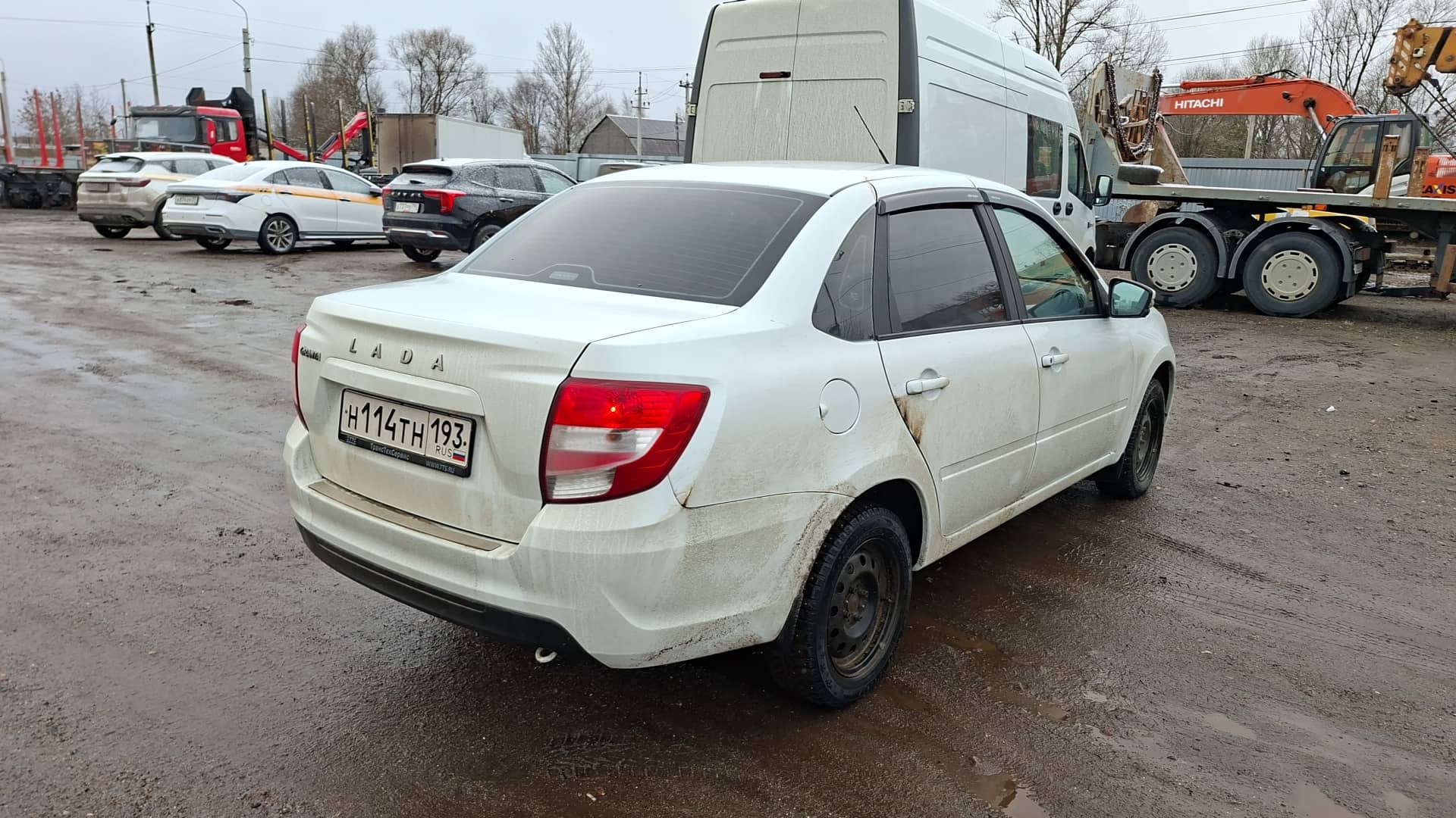 Lada Granta седан,  47 820 км, 2023 года в лизинг