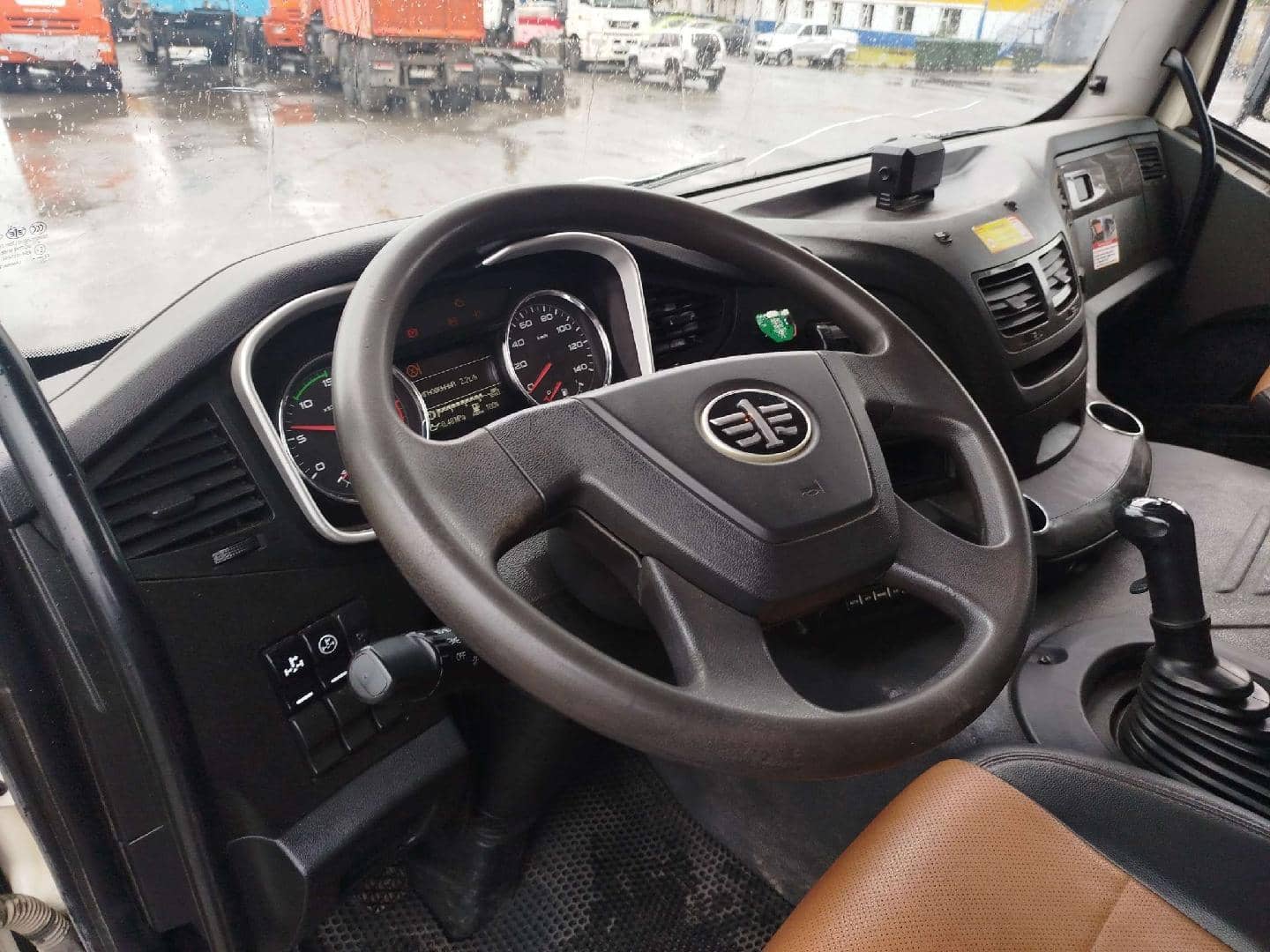 FAW CA3250P66K24L1TE5 6x6,  98 434 км, 2022 года в лизинг