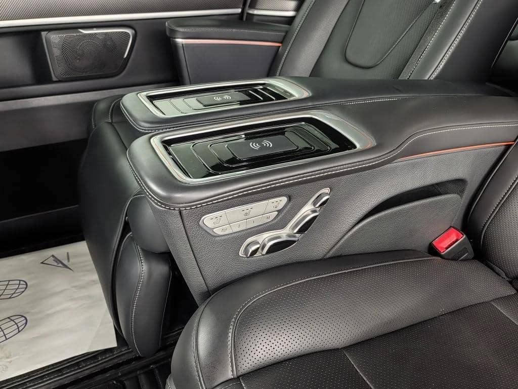 Mercedes-Benz V,  76 241 км, 2023 года в лизинг