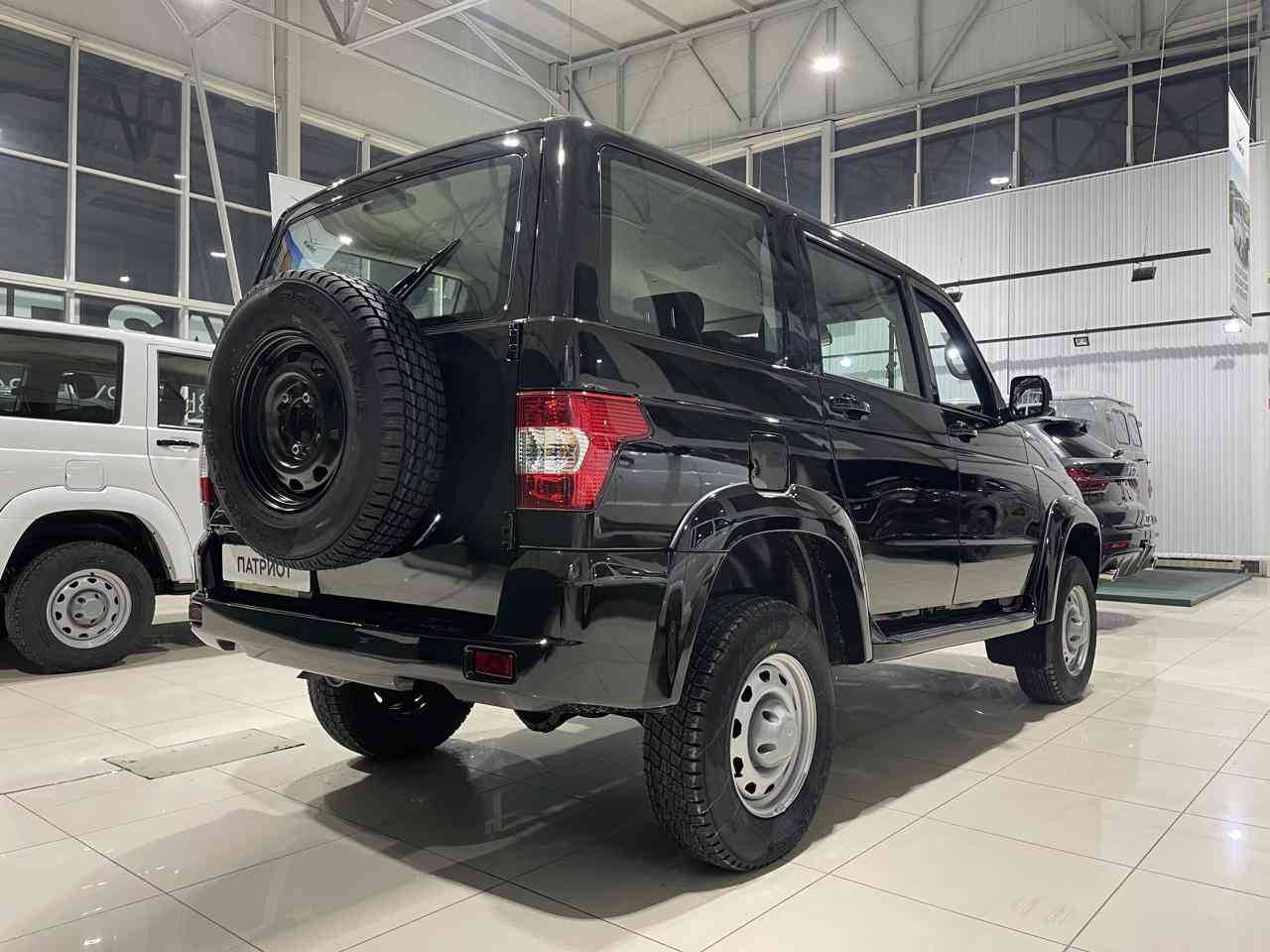 УАЗ Patriot Base Икар 2.7 5MT