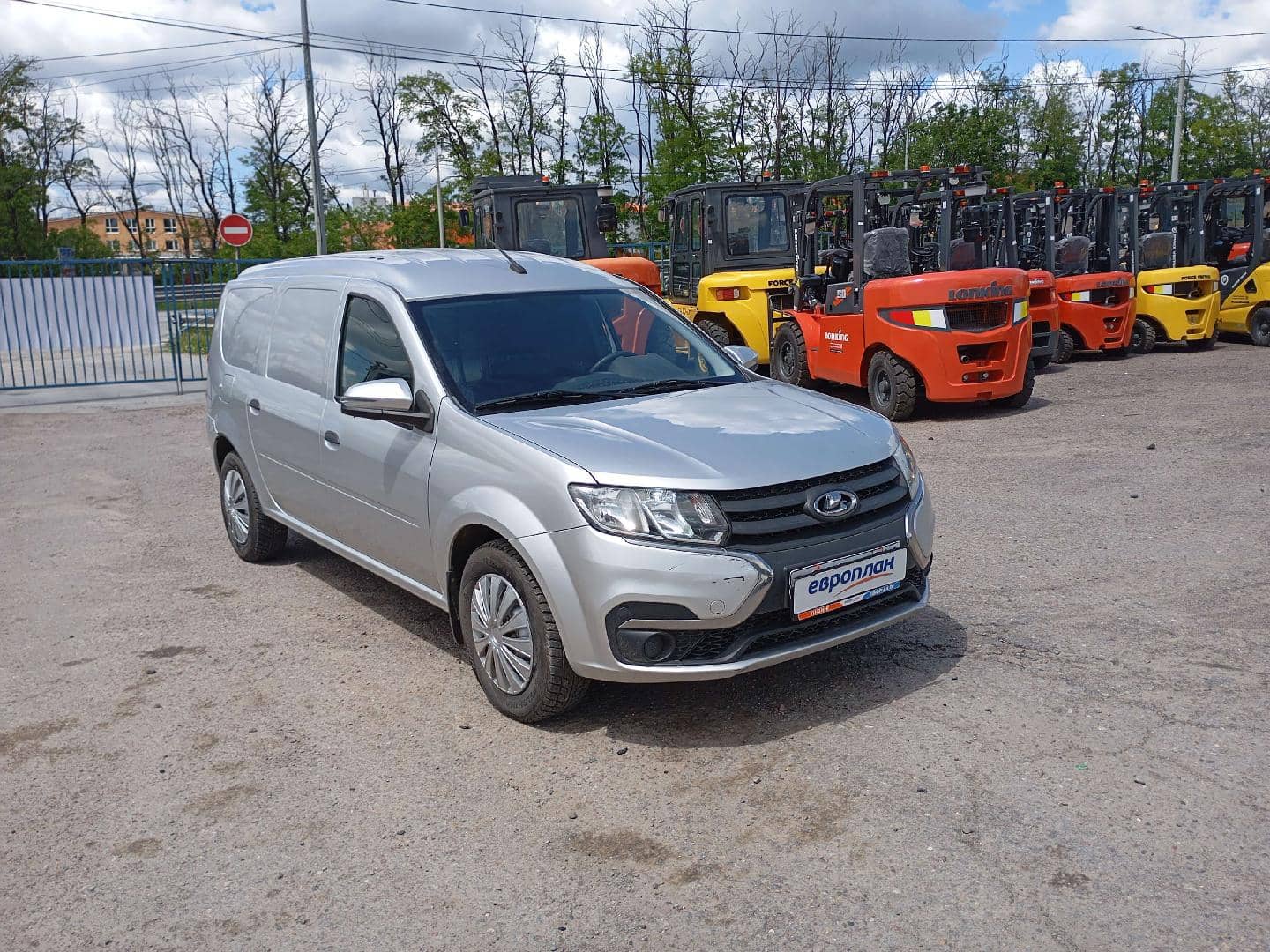 Lada Largus фургон,  34 270 км, 2024 года в лизинг