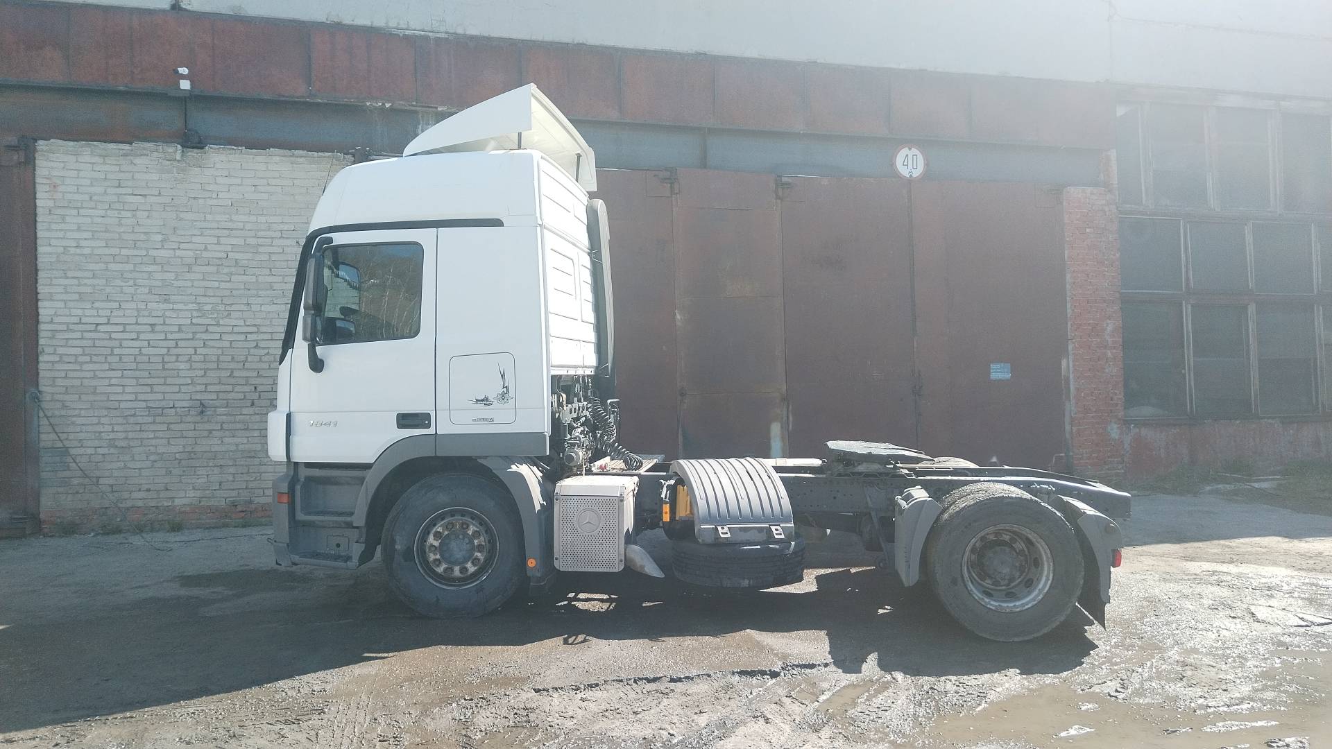 Mercedes-Benz Actros 3 1841 LS 4x2 (L),  828 457 км, 2018 года в лизинг