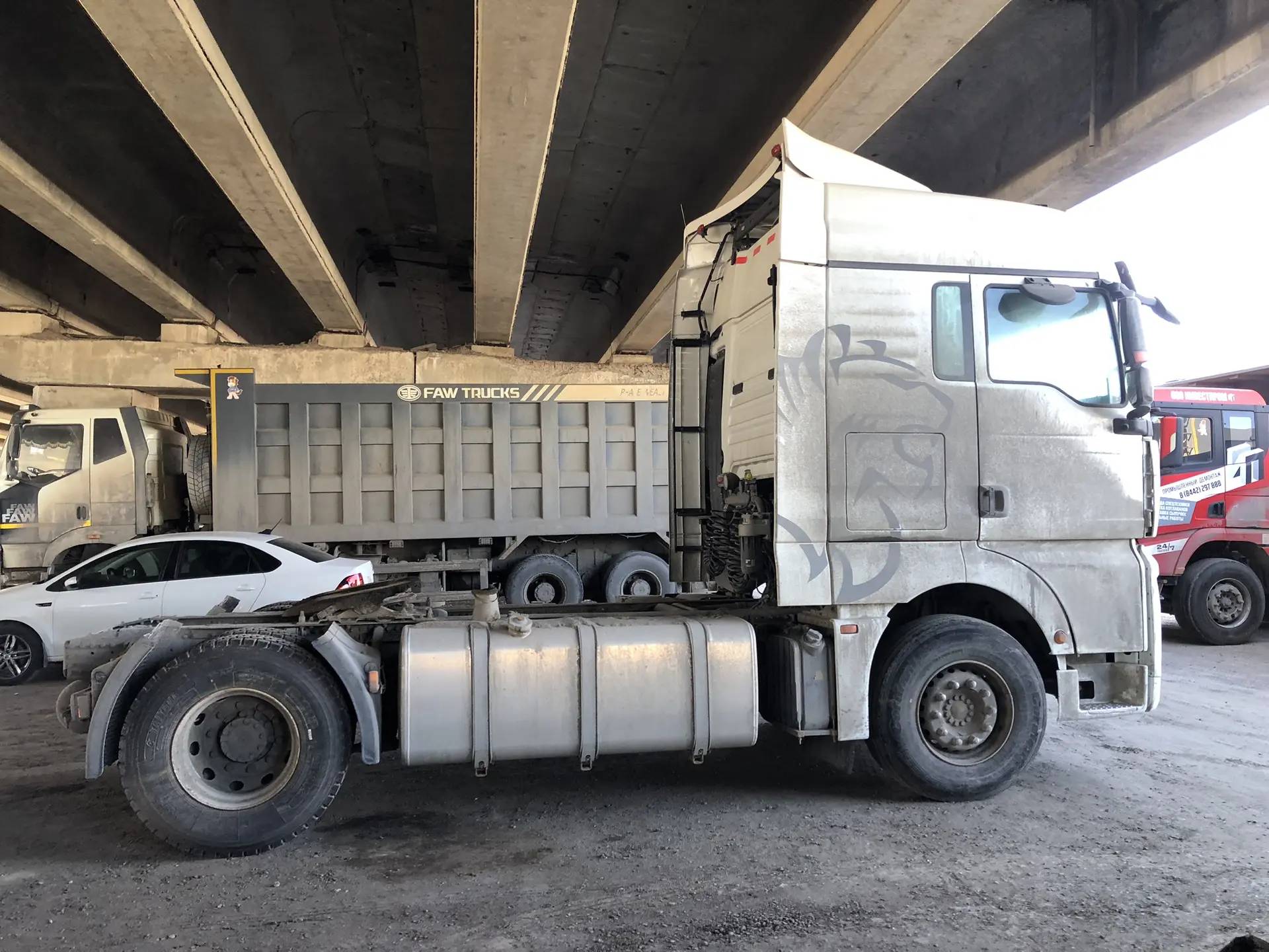 Sitrak C7H 4x2 ZZ4186V361HE,  397 475 км, 2023 года в лизинг