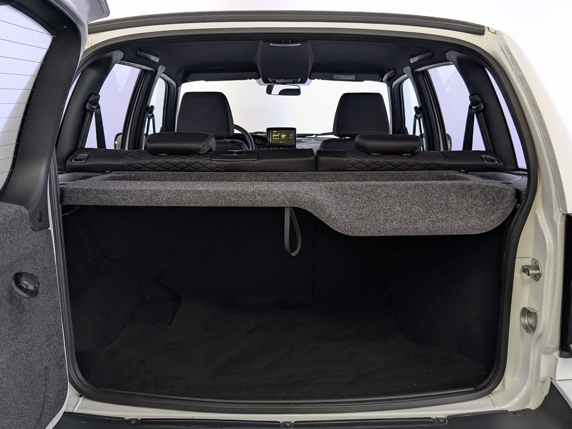 Lada Niva Travel BLACK 24 MMS IVI 1.7 80hp 5MT