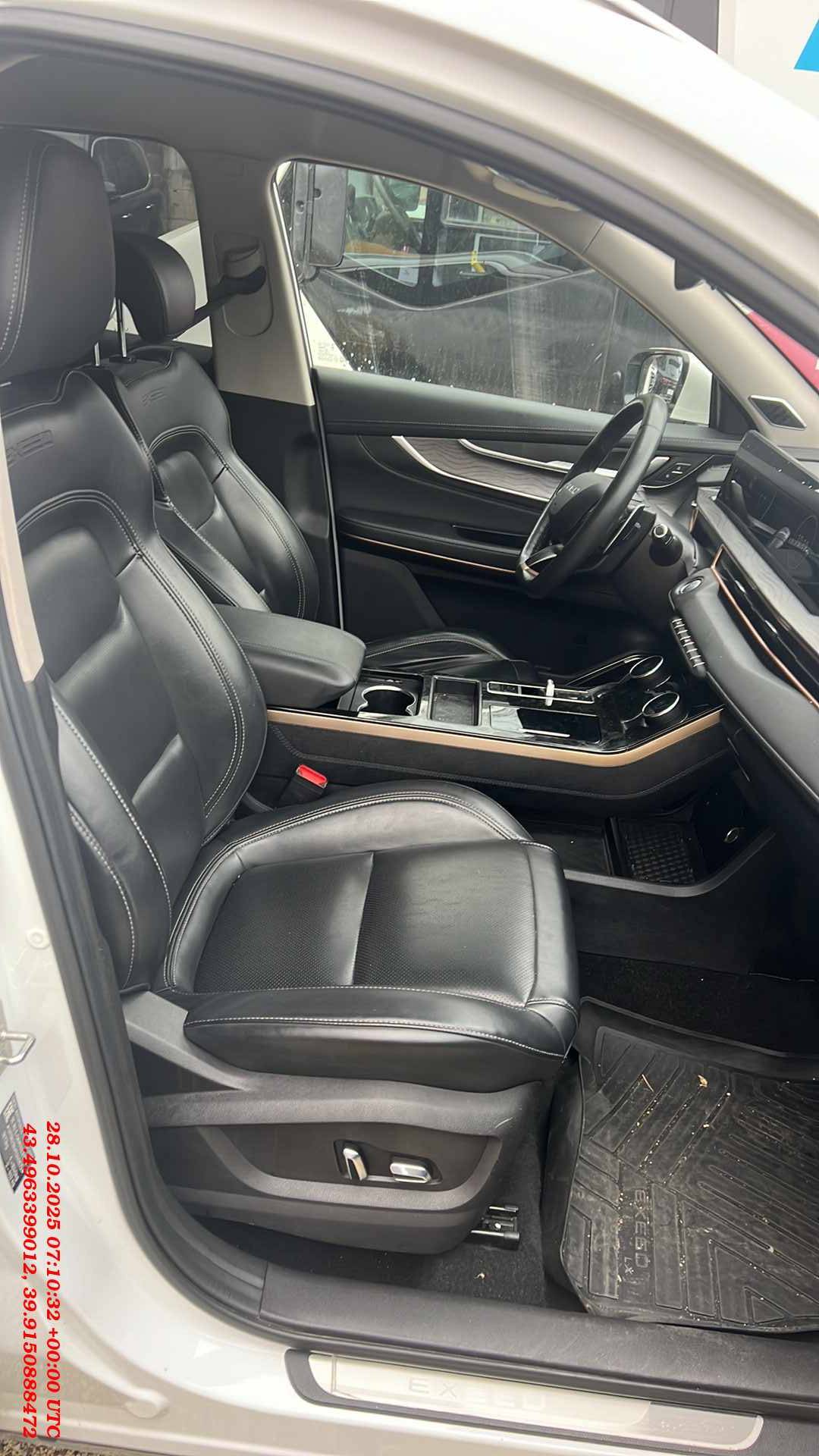 EXEED LX,  210 159 км, 2023 года в лизинг