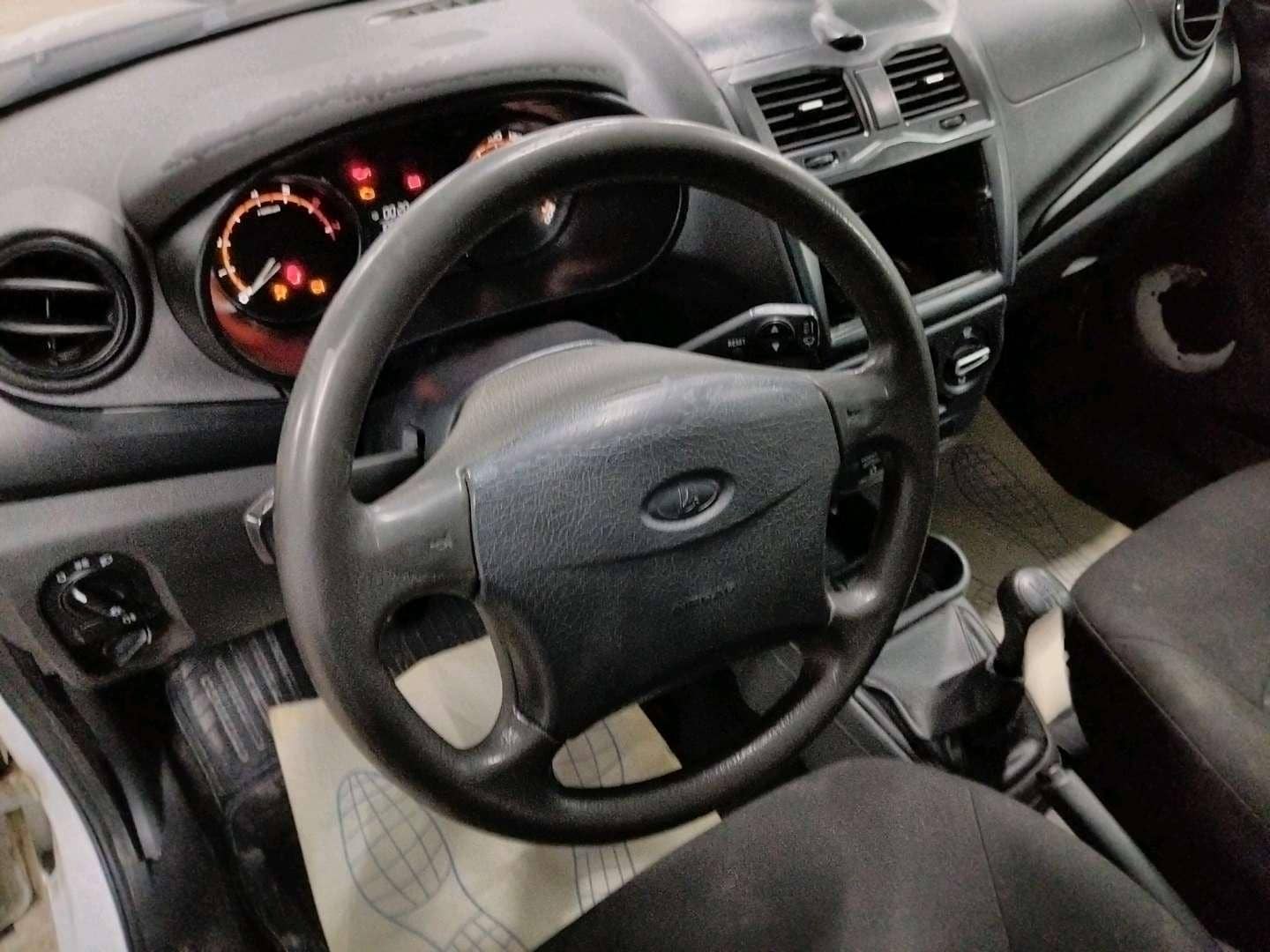 Lada Granta седан,  108 078 км, 2023 года в лизинг