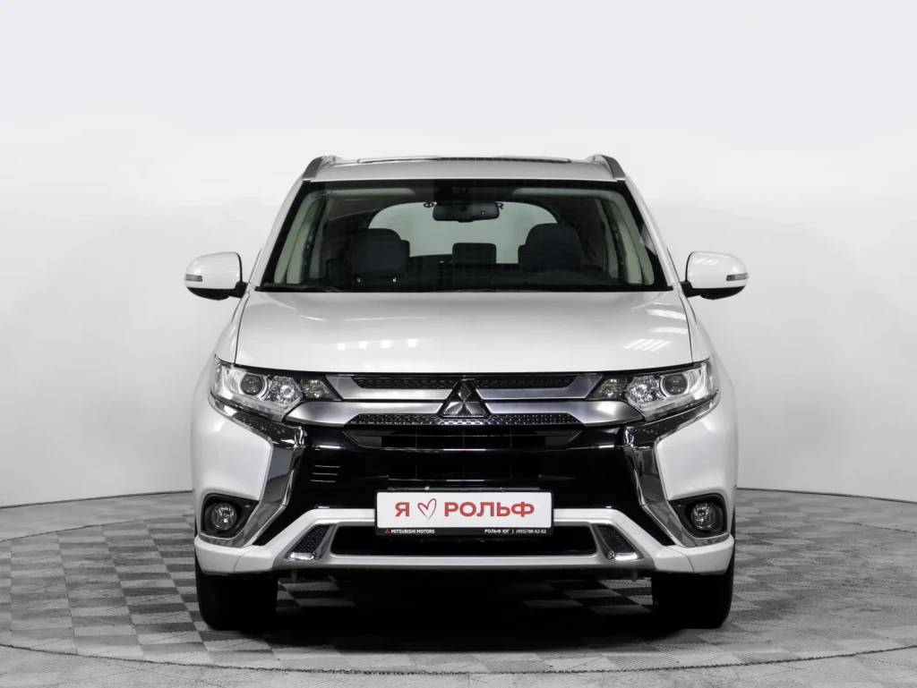 Mitsubishi Outlander Invite 2.0 CVT 4WD