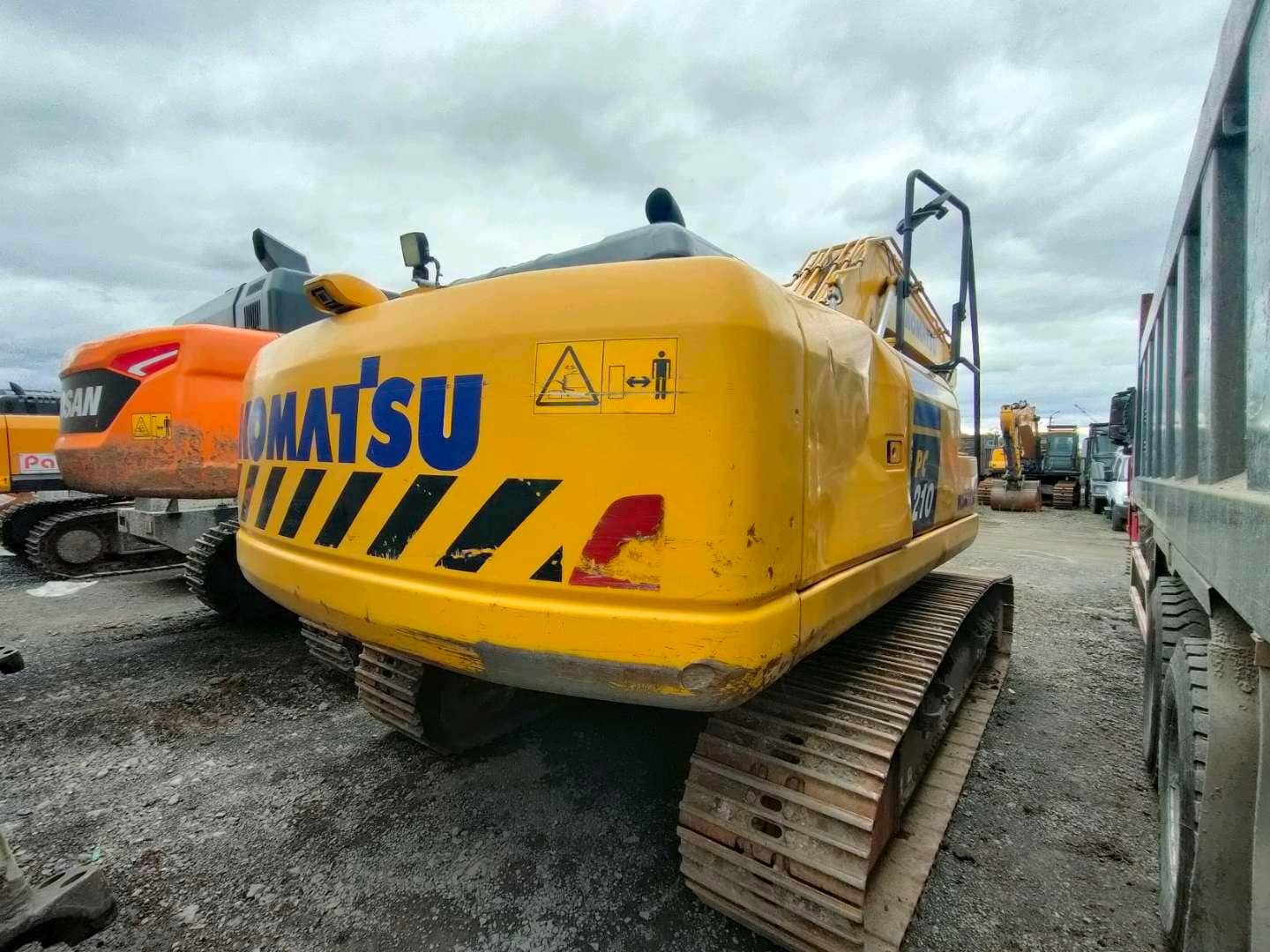KOMATSU PC210-10M0, 2022 года в лизинг