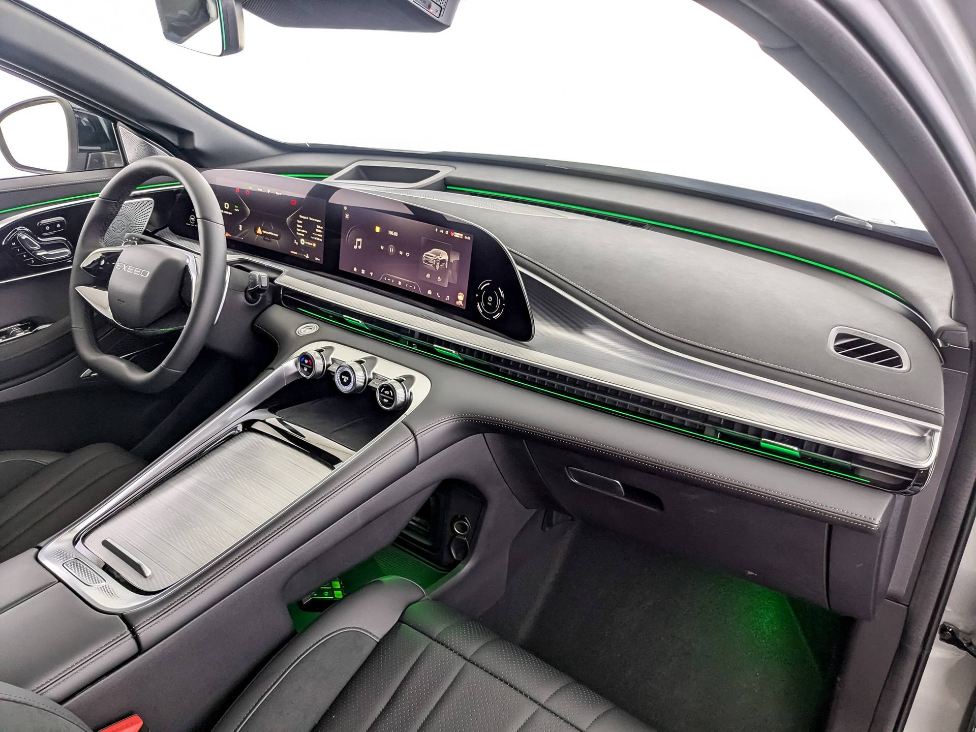 EXEED TXL Flagship 2.0 TGDI 8AT AWD