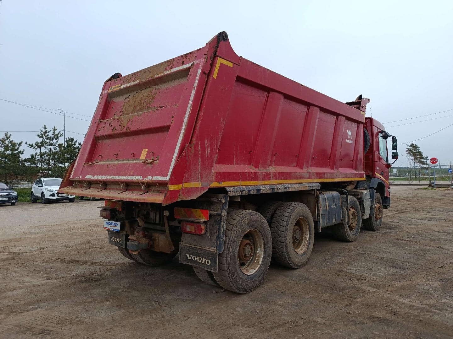 Volvo FM 420 8x4 (FMX),  462 426 км, 2022 года в лизинг