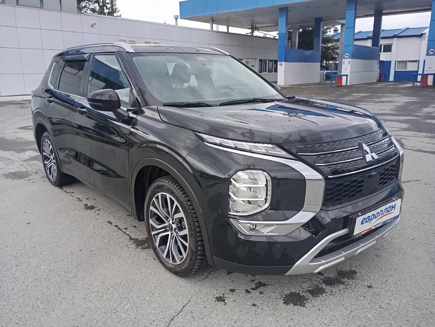 Mitsubishi Outlander,  90 049 км, 2022 года в лизинг