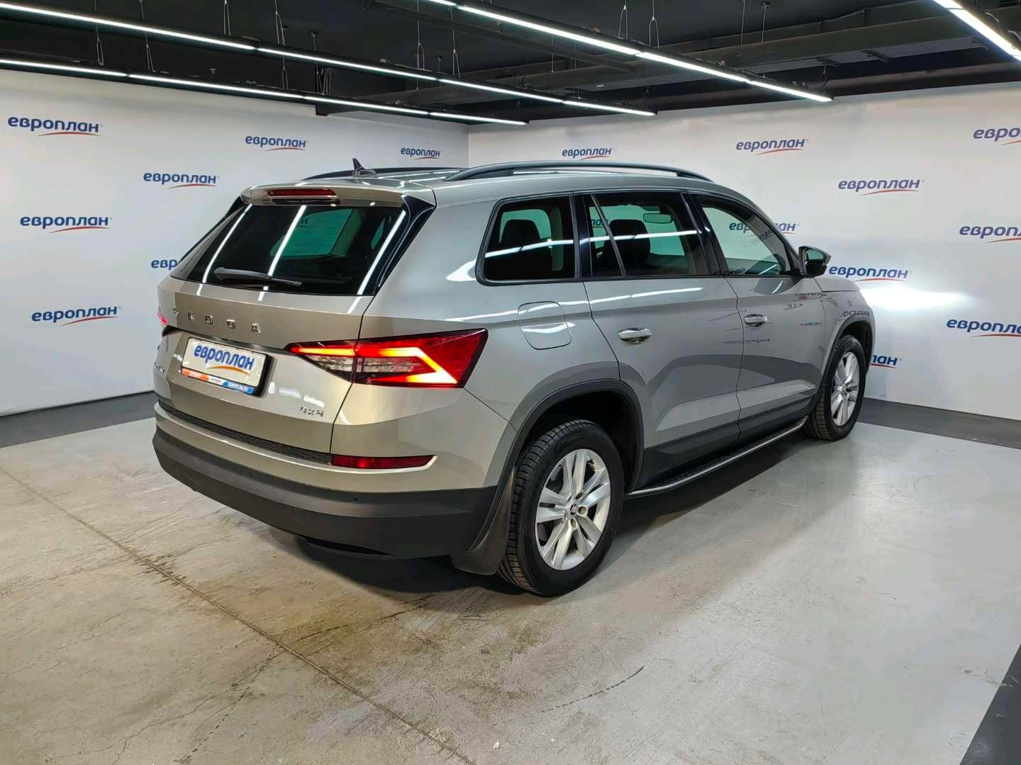 Skoda Kodiaq,  232 460 км, 2021 года в лизинг