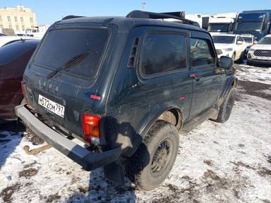 Lada Niva Legend Bronto