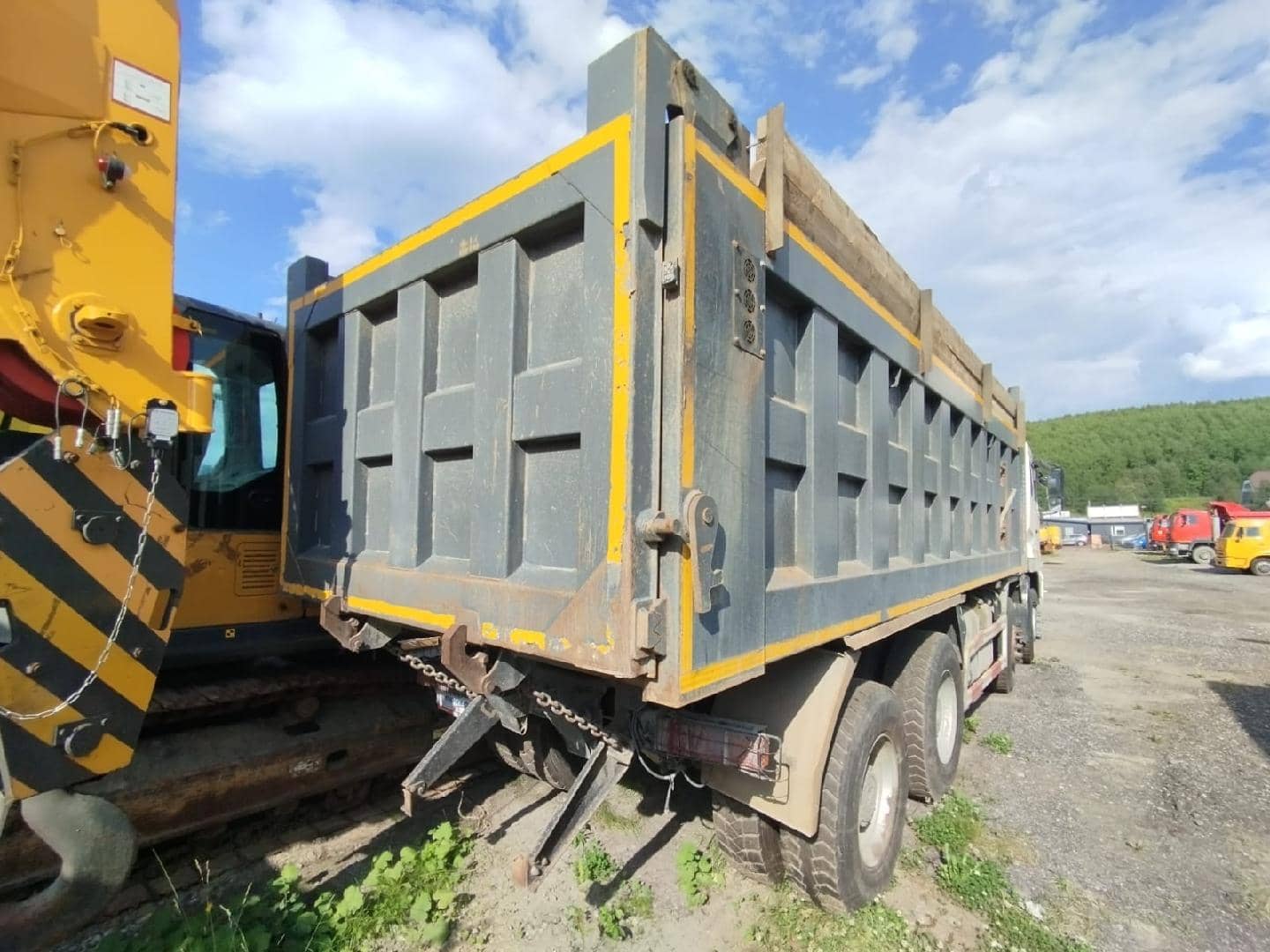 DongFeng DFH 3440 A 80 8x4,  82 968 км, 2023 года в лизинг